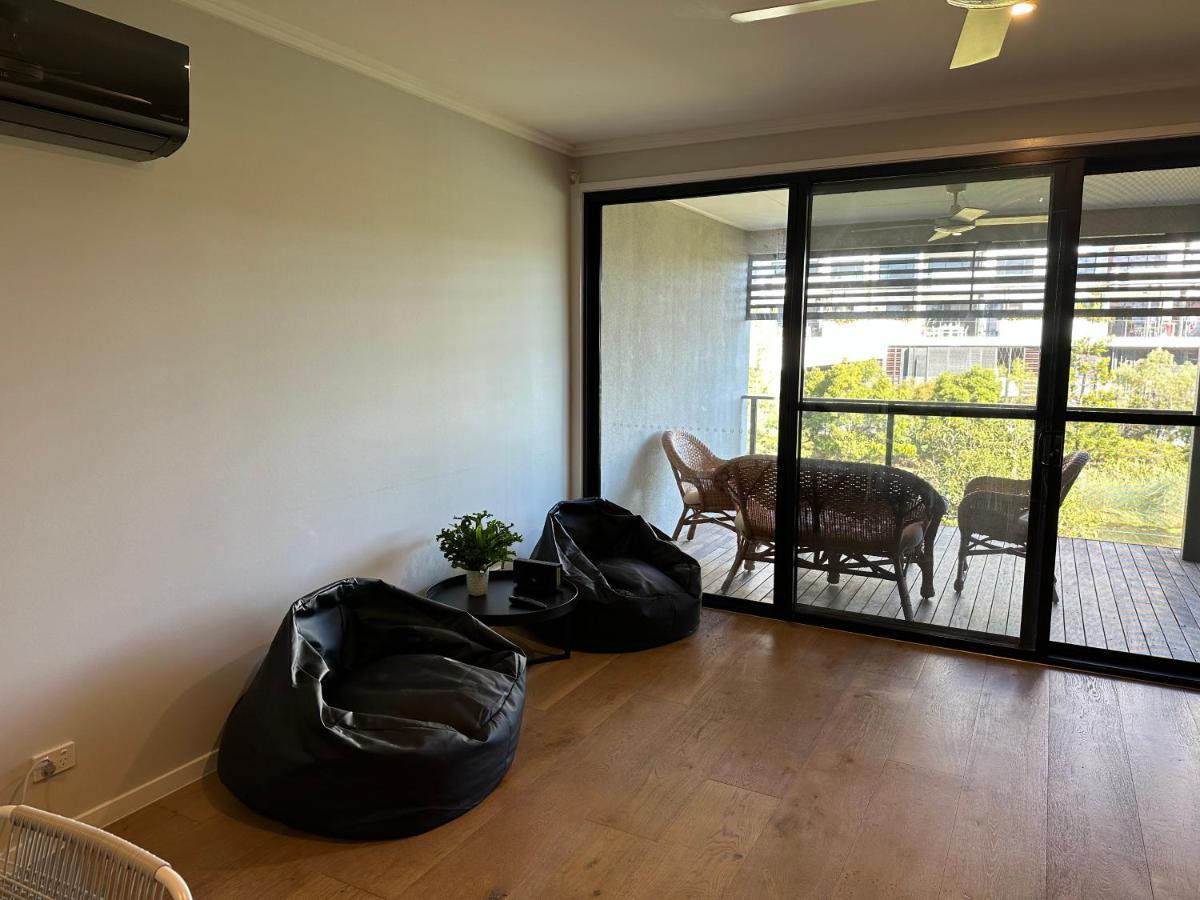 Apartment Near New 4br Townhouse Next To Shopping Mall